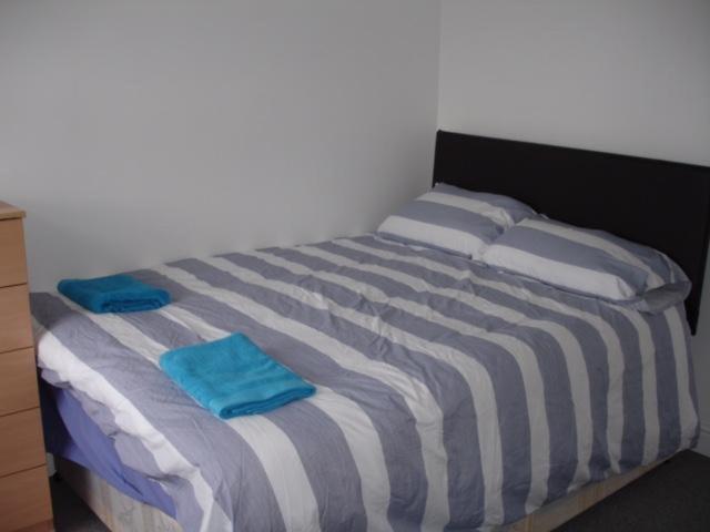 West Kensington 3 Bedroom Apartment London Exterior photo